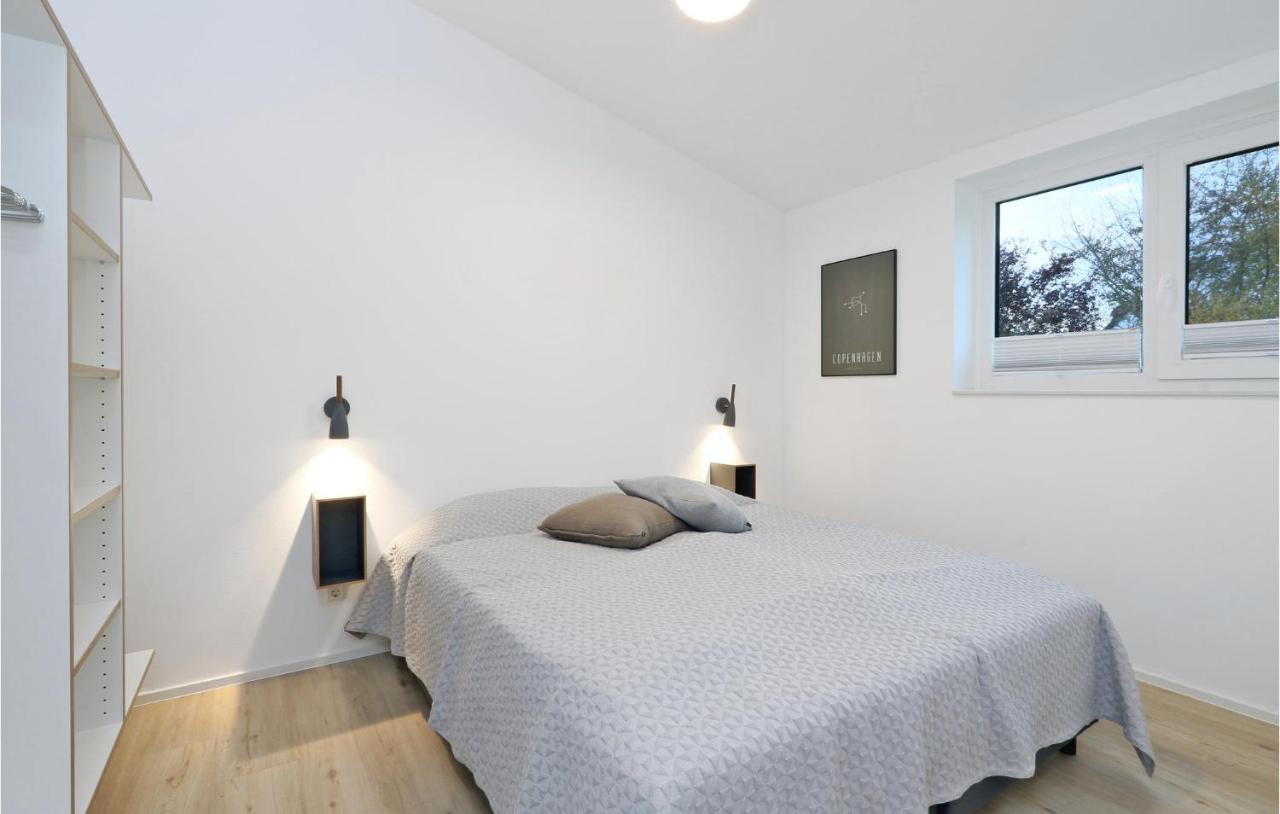 Lovely Home In Lembruch-Duemmer See With Wifi Bagian luar foto