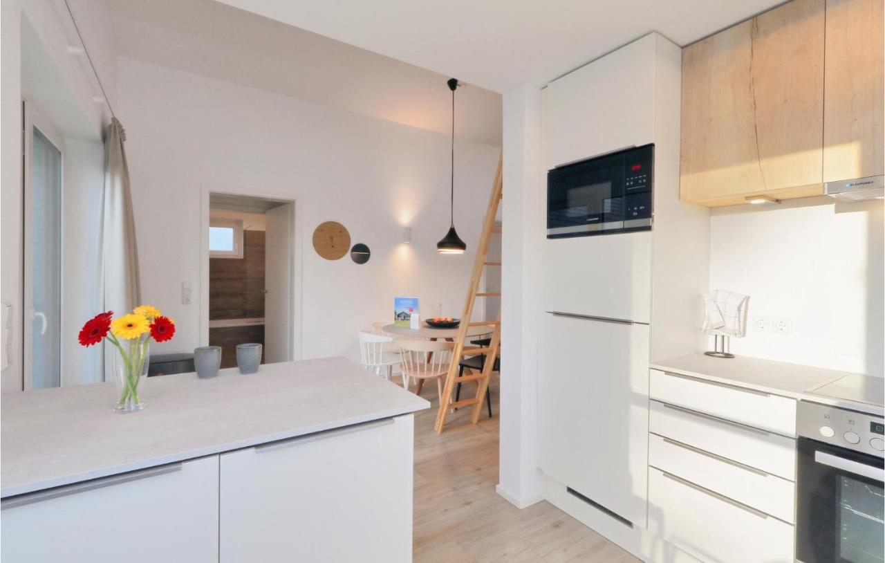 Lovely Home In Lembruch-Duemmer See With Wifi Bagian luar foto